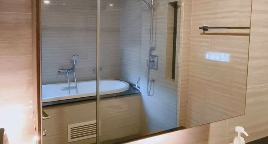 Condo en alquiler de 2 habitaciones en Pathum Wan, Bangkok
