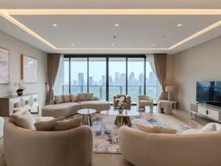 For sale 5 bedrooms condo in Pathum Wan, Bangkok
