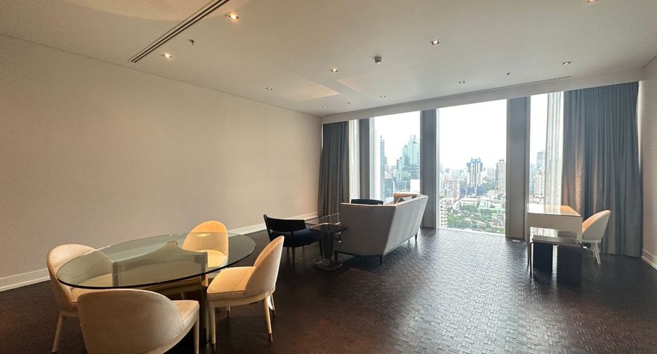 Condo en venta de 2 habitaciones en Sathon, Bangkok