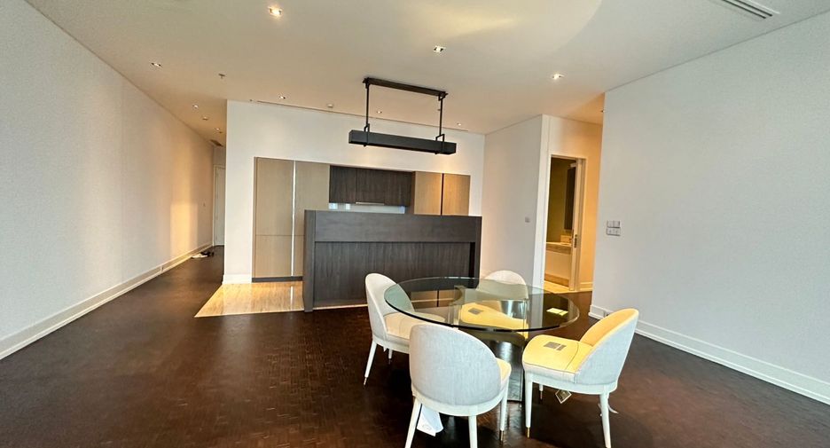 Condo en venta de 2 habitaciones en Sathon, Bangkok