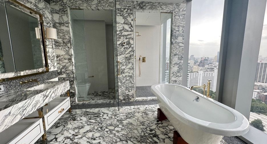 Condo en venta de 2 habitaciones en Sathon, Bangkok