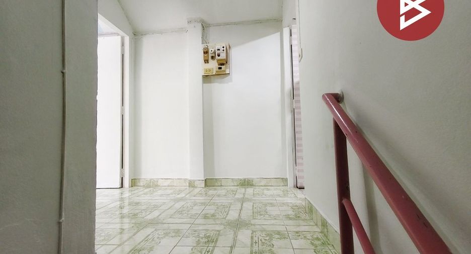 For sale 2 bedrooms townhouse in Mueang Nakhon Pathom, Nakhon Pathom