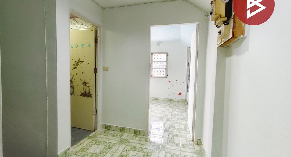 For sale 2 bedrooms townhouse in Mueang Nakhon Pathom, Nakhon Pathom