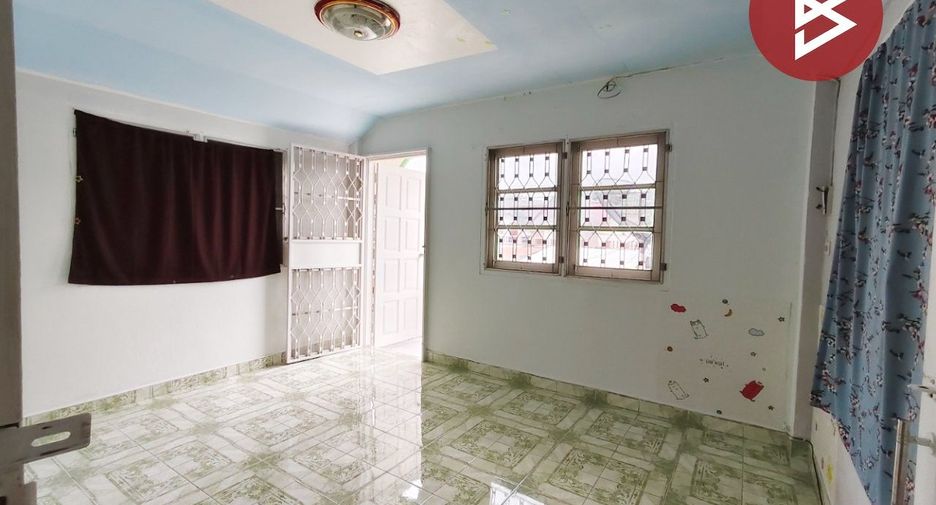 For sale 2 bedrooms townhouse in Mueang Nakhon Pathom, Nakhon Pathom