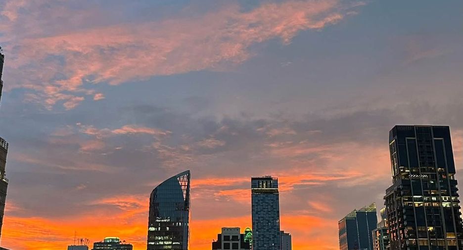 For rent 1 Beds condo in Khlong Toei, Bangkok