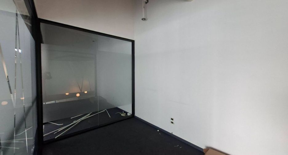 For rent retail Space in Sathon, Bangkok