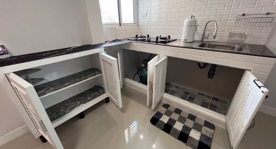 For rent and for sale 3 bedrooms house in Mueang Chiang Mai, Chiang Mai