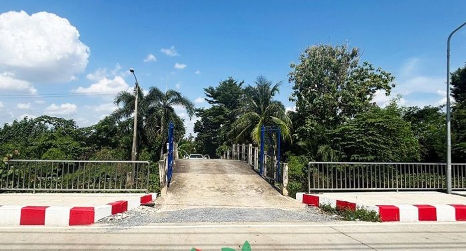 Terreno en venta en Nong Khaem, Bangkok