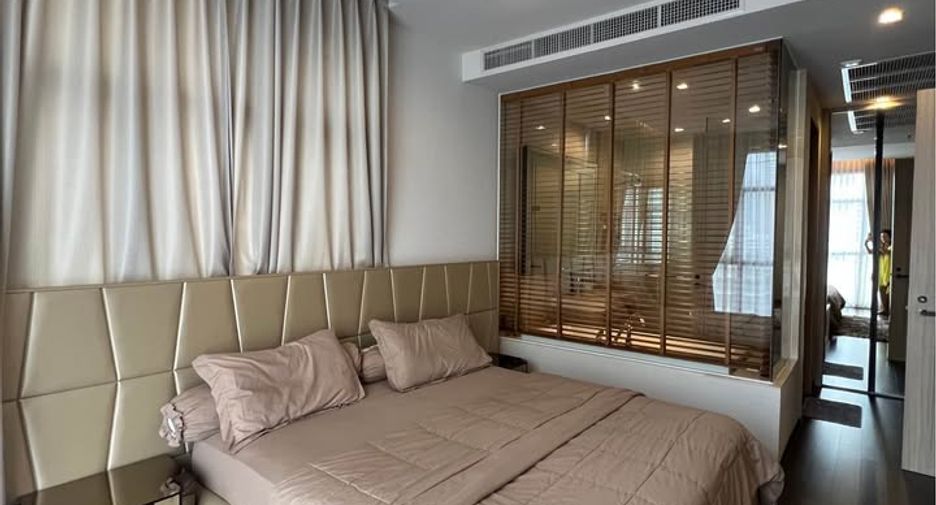 For sale 2 bedrooms condo in Khlong Toei, Bangkok