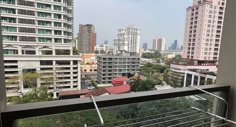 For sale 2 bedrooms condo in Khlong Toei, Bangkok