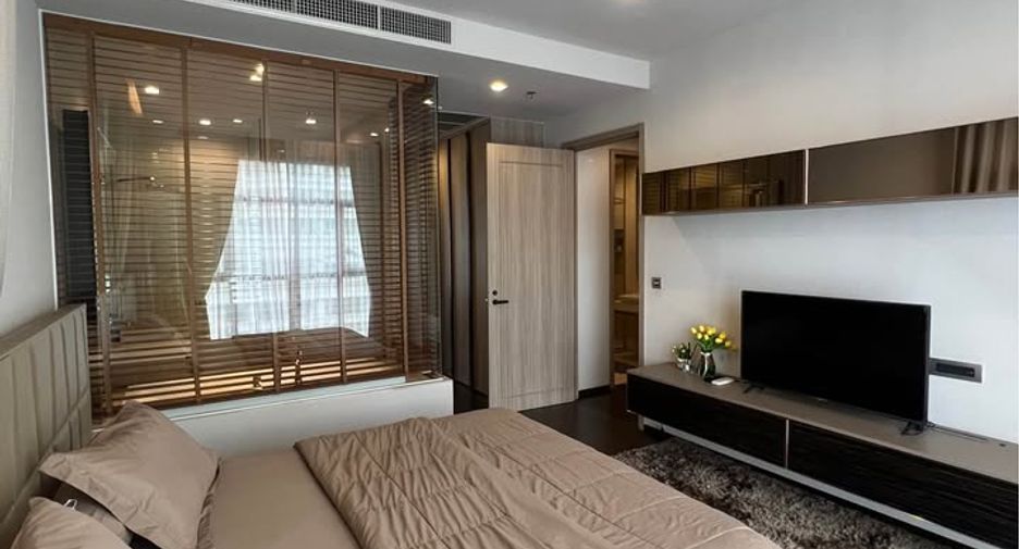For sale 2 bedrooms condo in Khlong Toei, Bangkok