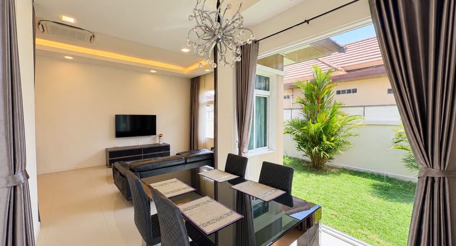 Haus zur Miete mit 3 Zimmer in Bang Lamung, Chonburi