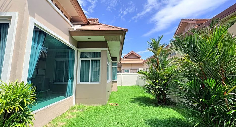 Haus zur Miete mit 3 Zimmer in Bang Lamung, Chonburi