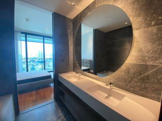 For rent 2 bedrooms condo in Khlong San, Bangkok