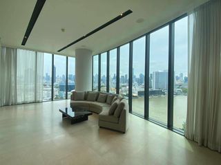 Condo en alquiler de 2 habitaciones en Khlong San, Bangkok