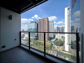 À louer 1 chambre condo à Watthana, Bangkok