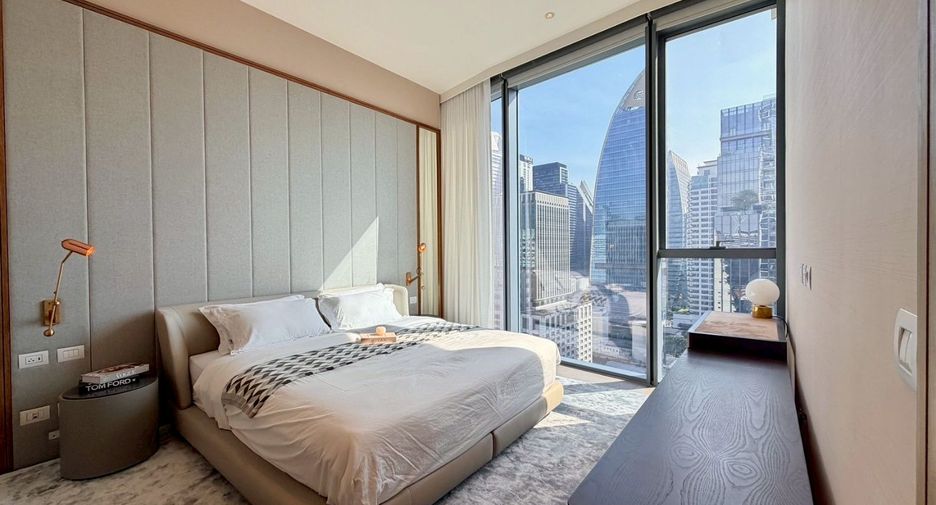 For sale 1 bed condo in Pathum Wan, Bangkok