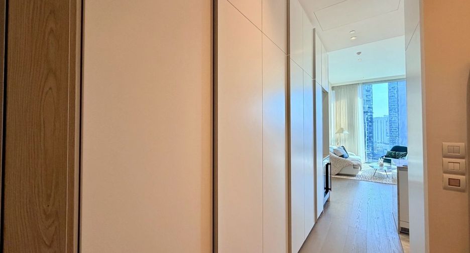 For sale 1 bed condo in Pathum Wan, Bangkok