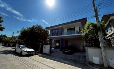 出租 4 卧室 独立屋 在 Bang Phli, Samut Prakan