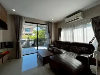 出租 4 卧室 独立屋 在 Bang Phli, Samut Prakan
