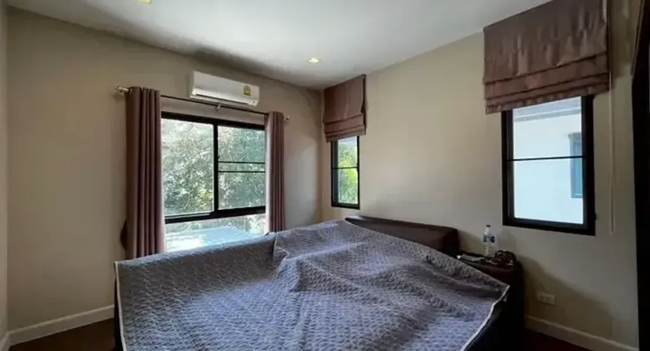 出租 4 卧室 独立屋 在 Bang Phli, Samut Prakan