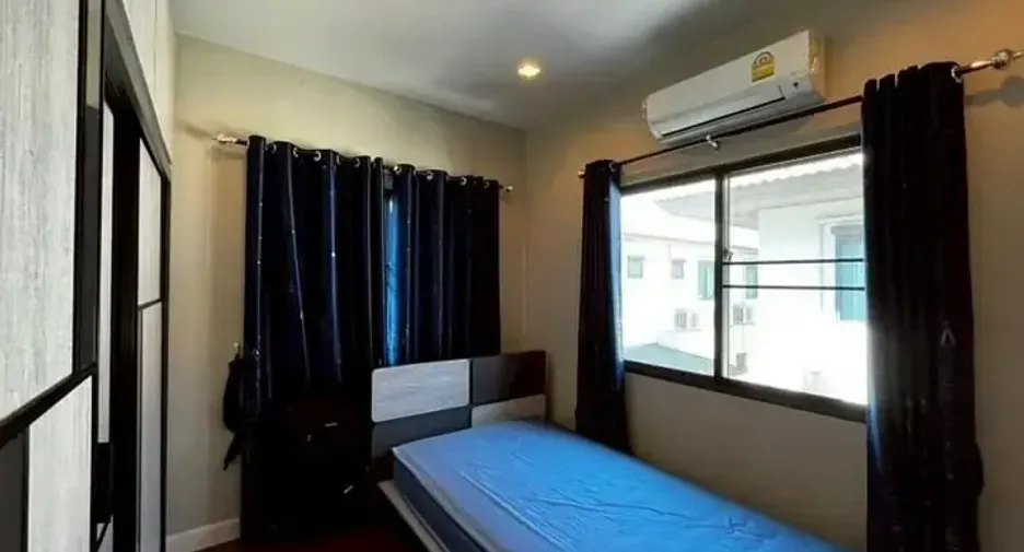 出租 4 卧室 独立屋 在 Bang Phli, Samut Prakan