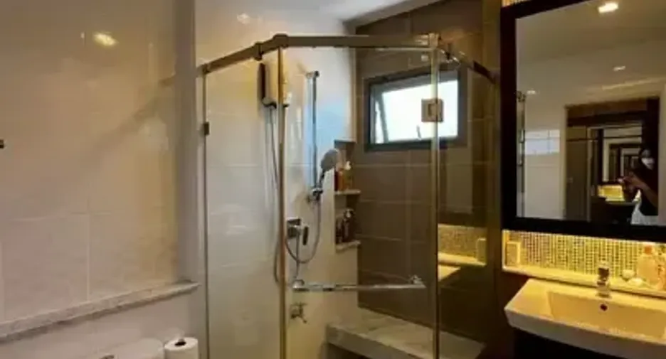 出租 4 卧室 独立屋 在 Bang Phli, Samut Prakan