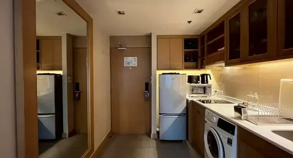 For rent 1 Beds condo in Khlong Toei, Bangkok