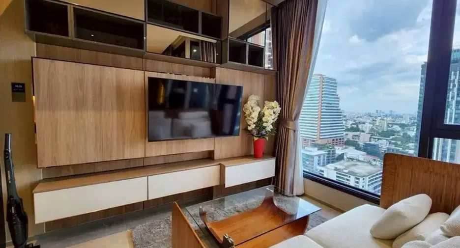 For rent 1 bed condo in Khlong Toei, Bangkok