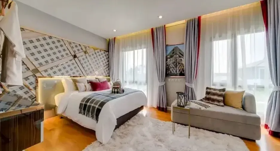 Haus zur Miete mit 4 Zimmer in Prawet, Bangkok