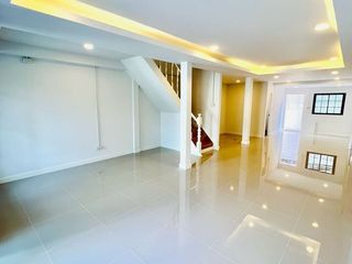For sale 2 bedrooms townhouse in Bang Kapi, Bangkok