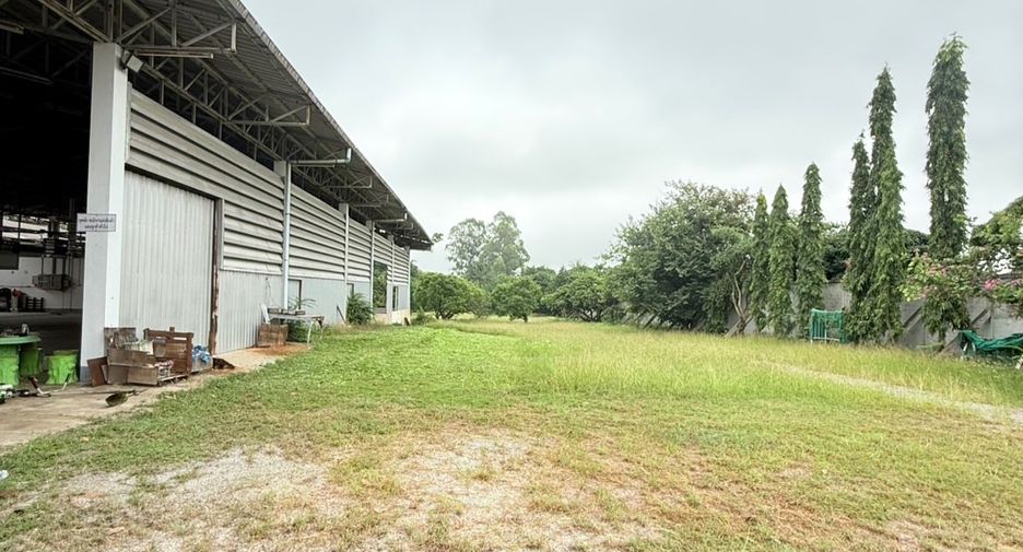 Almacén en venta en Chom Thong, Chiang Mai