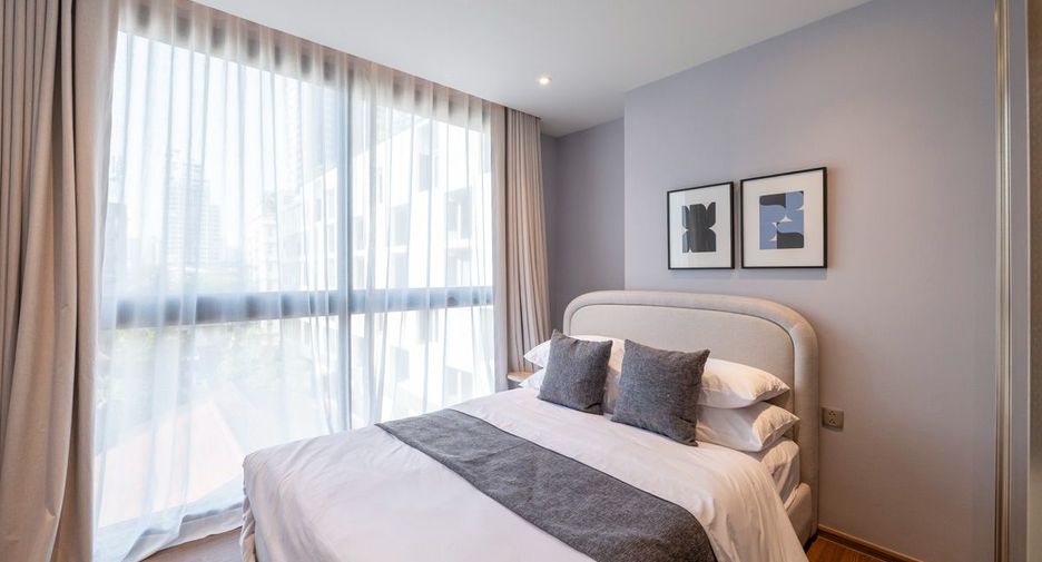 For rent 2 bedrooms condo in Khlong Toei, Bangkok