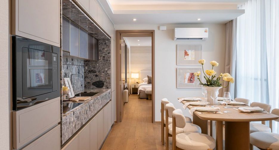 For rent 2 bedrooms condo in Khlong Toei, Bangkok