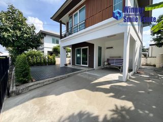 À louer 3 chambres maison à Bang Bo, Samut Prakan