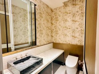 Condo en alquiler de 3 habitaciones en Khlong San, Bangkok