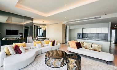 For rent 3 bedrooms condo in Khlong San, Bangkok