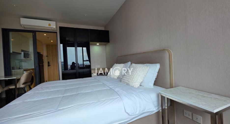 Wohnung zur Miete mit 1 Zimmer in Bang Lamung, Chonburi