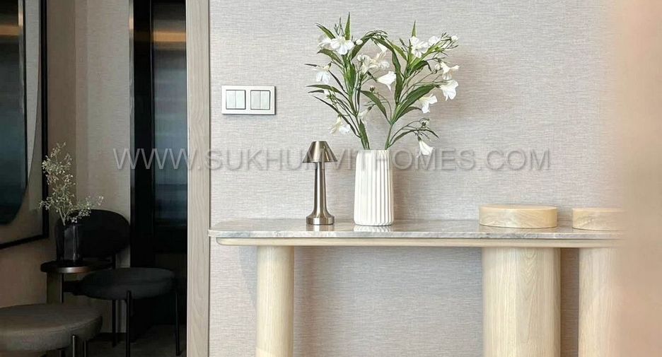 For sale 2 bedrooms condo in Khlong Toei, Bangkok