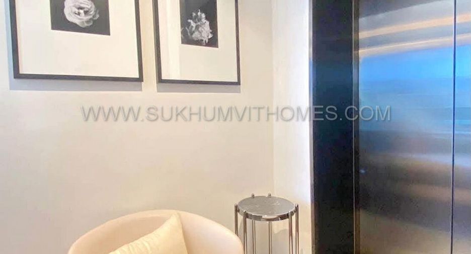 For sale 2 bedrooms condo in Khlong Toei, Bangkok