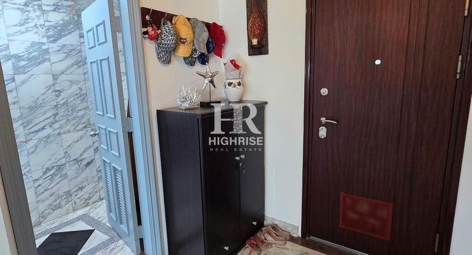 For sale 2 ベッドルーム condo in Bang Lamung, Chonburi