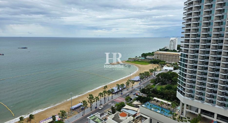 For sale 2 ベッドルーム condo in Bang Lamung, Chonburi