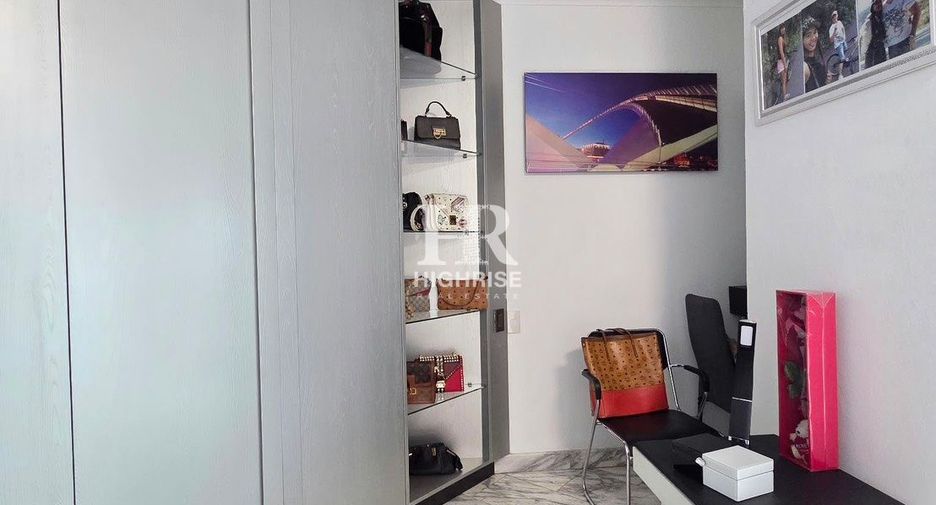 For sale 2 ベッドルーム condo in Bang Lamung, Chonburi