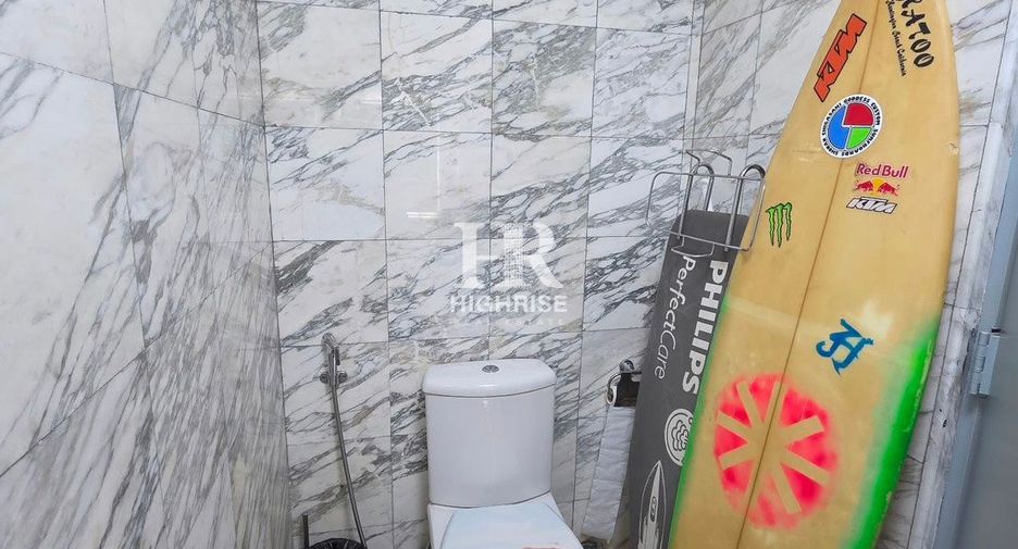 For sale 2 ベッドルーム condo in Bang Lamung, Chonburi