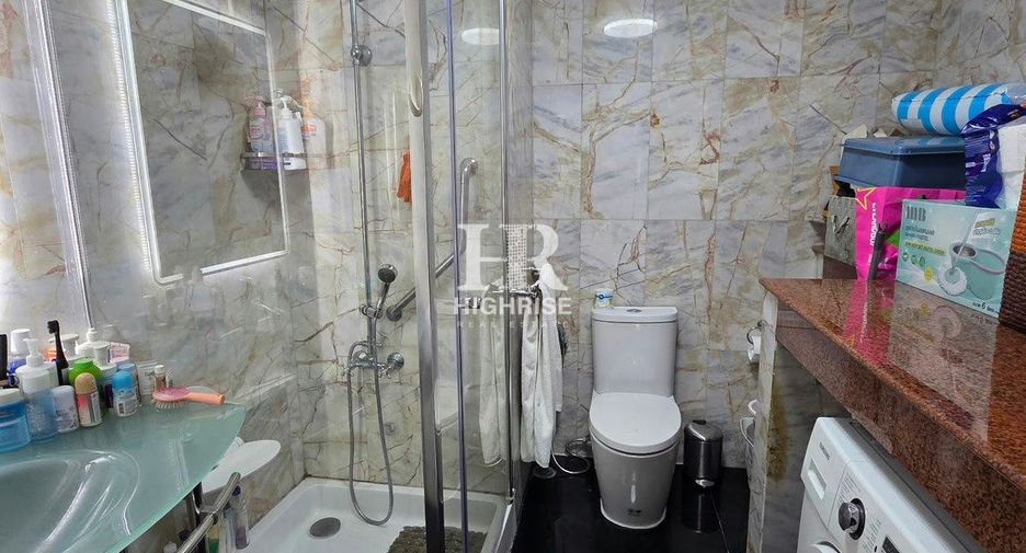 For sale 2 ベッドルーム condo in Bang Lamung, Chonburi