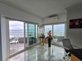 For sale 2 ベッドルーム condo in Bang Lamung, Chonburi