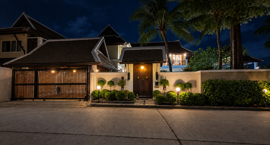 Villa en venta de 5 habitaciones en Bang Lamung, Chonburi