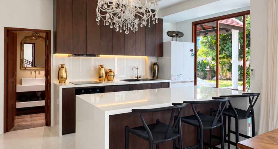 Villa en venta de 5 habitaciones en Bang Lamung, Chonburi