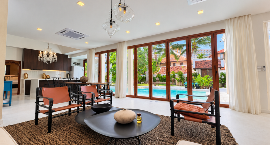 Villa en venta de 5 habitaciones en Bang Lamung, Chonburi