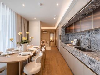 Condo en alquiler de 2 habitaciones en Khlong Toei, Bangkok
